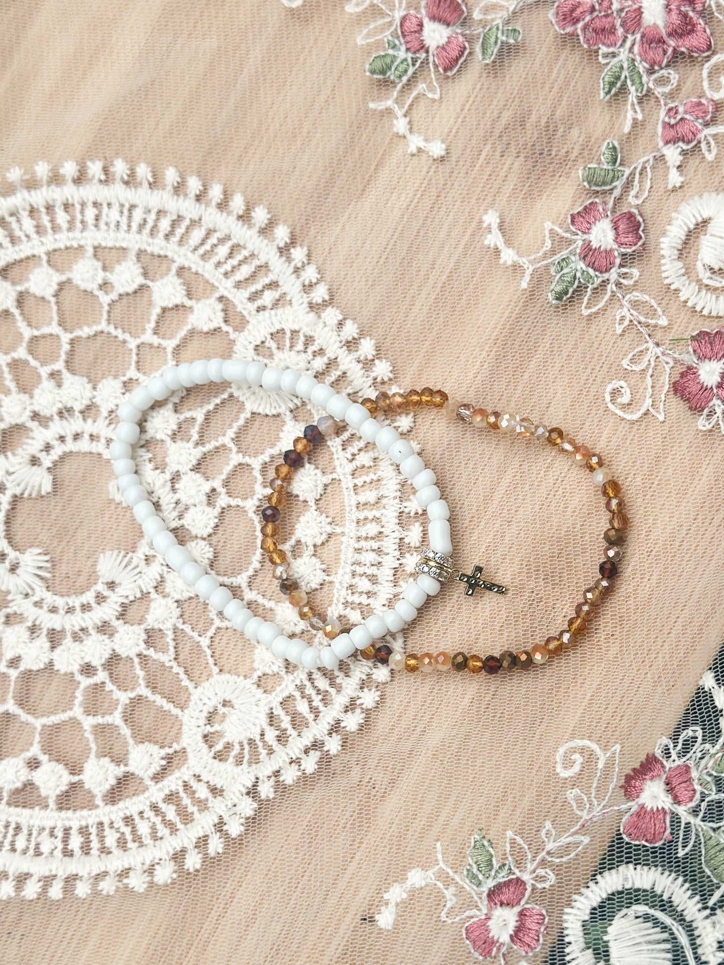Neutral Cross Stack