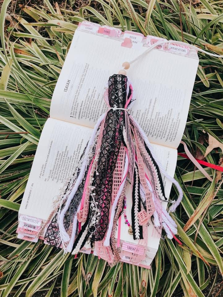 Bible Tassel- She’s Boujee